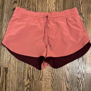 Lululemon Choose a side shorts